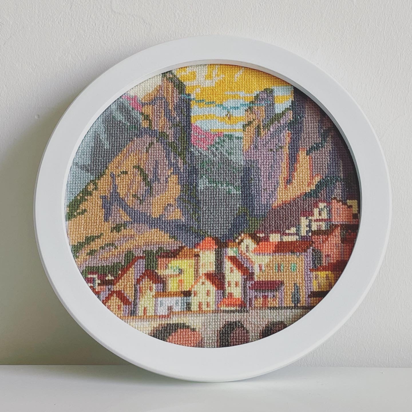 Provence landscape cross stitch pattern - Moustiers Sainte-Marie